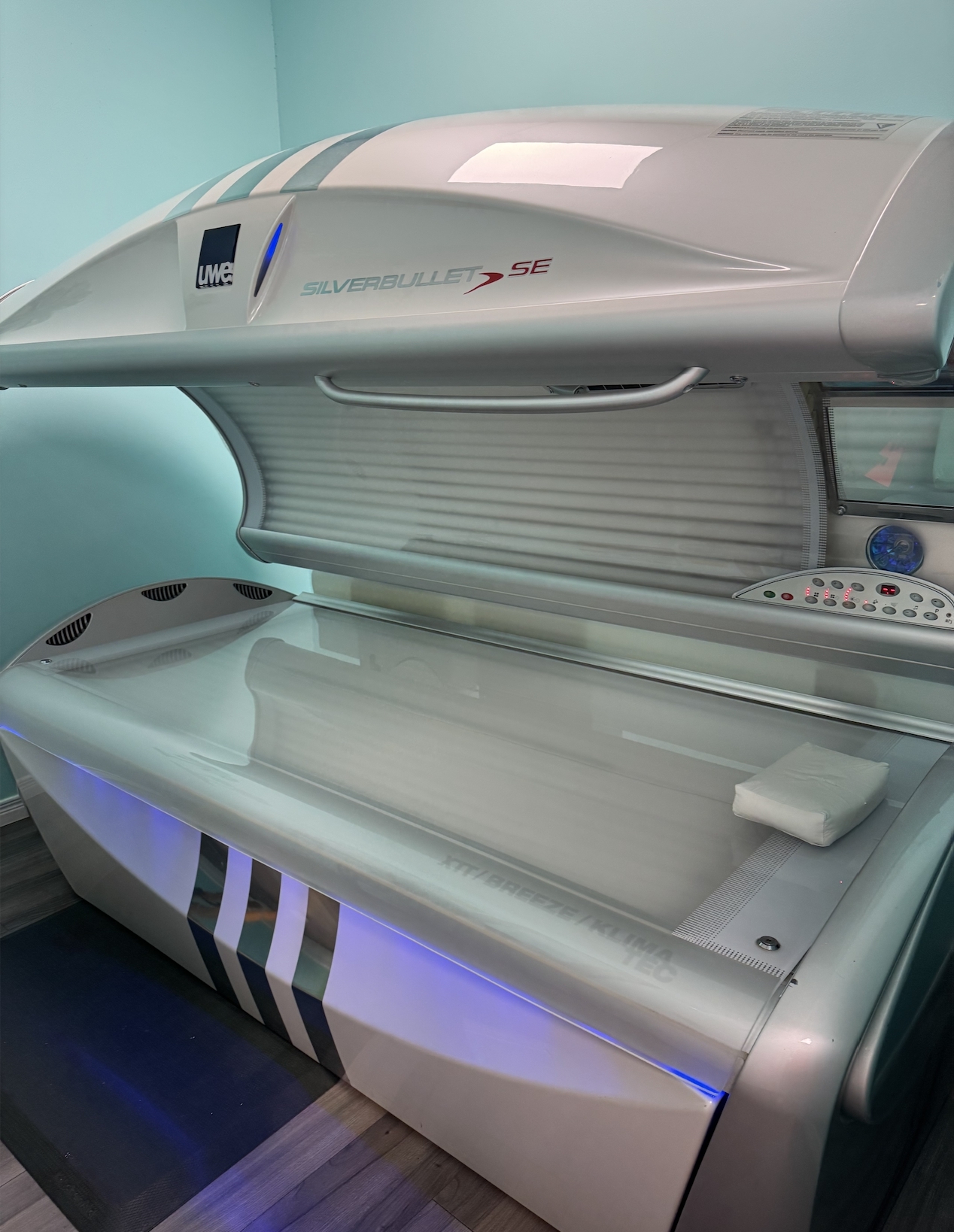 UWE Silver Bullet SE tanning bed at Tropical Tan